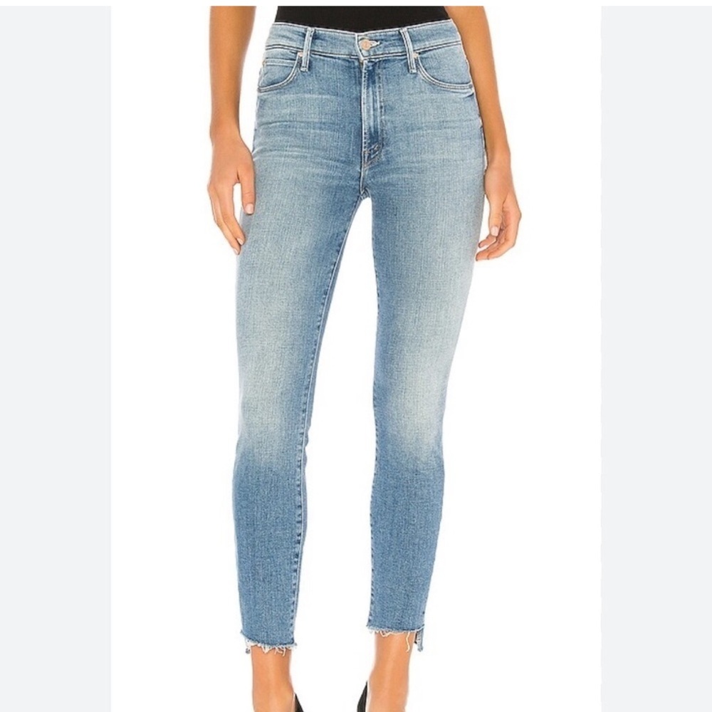 ⭐️Mother The Stunner Zip Ankle Step Fray High Rise Jeans in Camp Expert⭐️